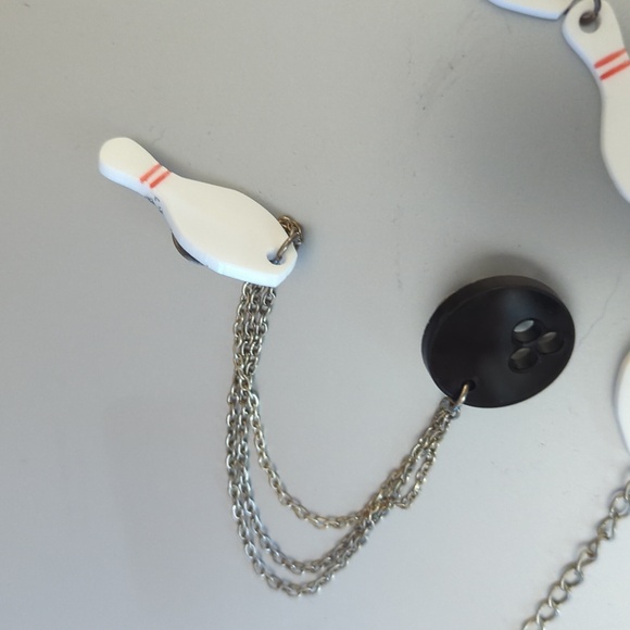Bowling Pin Jewelry Set - Picture 3 of 4